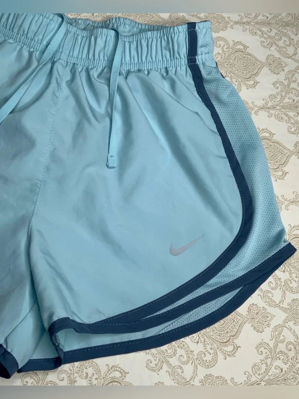 Women’s Nike Tempo Running Shorts XS Baby Blue/Gray Trim
